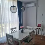 Summer Onix Mamaia Nord Apartment Năvodari