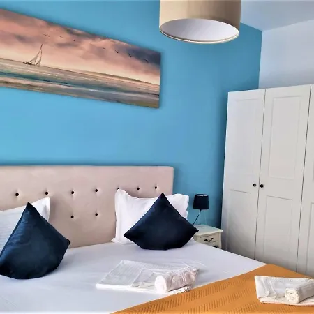 Summer Onix Mamaia Nord * Năvodari